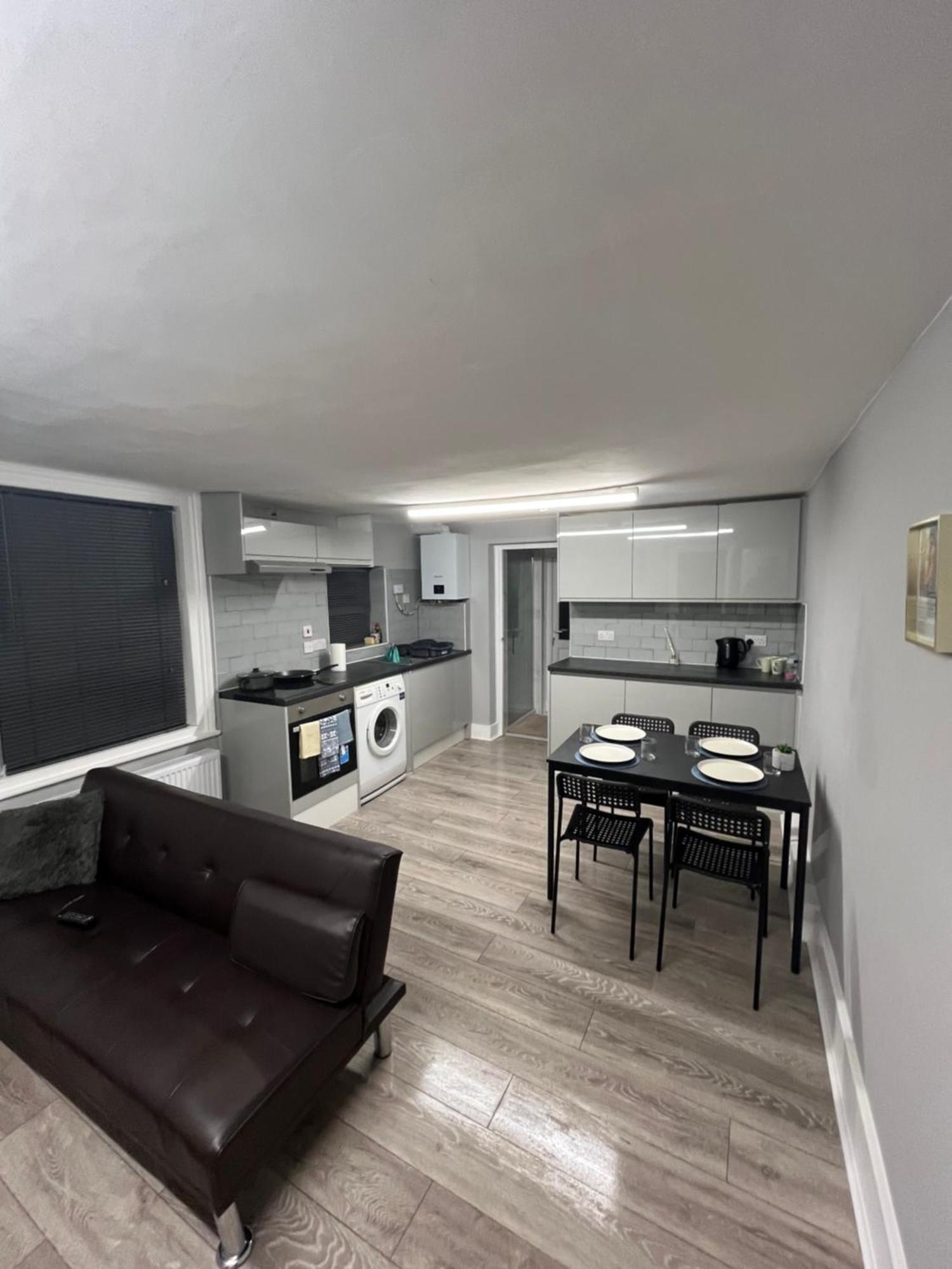 Stunning 2 Bed In Brixton *